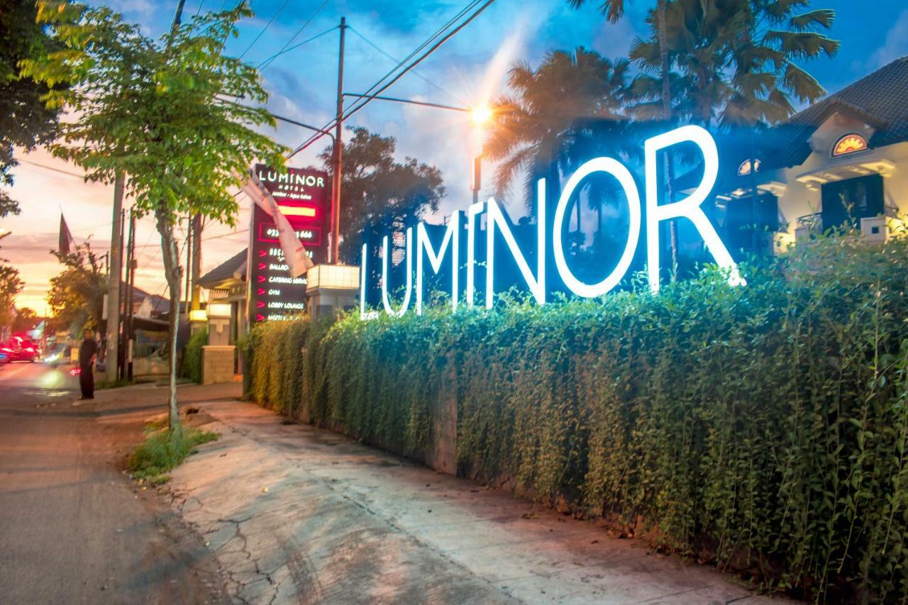 Luminor Hotel Jember By Wh Jembel Exterior foto